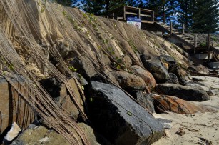 rock wall 4W after storm jun 2016